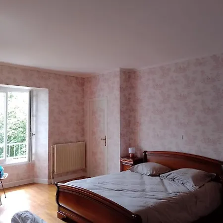 Ferienhaus Maison Familiale De Centre Bourg Avec Jardin Clos *