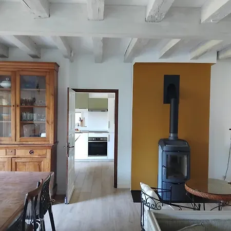 Charmante Maison De Centre Bourg Avec Jardin Hébergement de vacances *